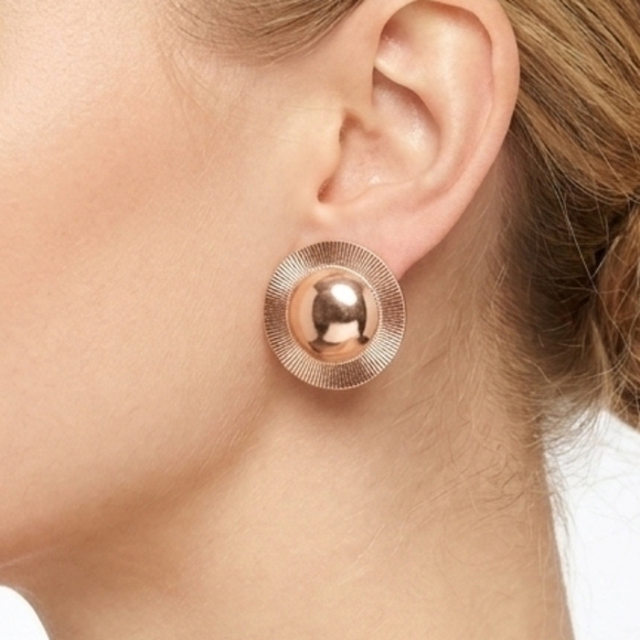 Jewelry - Vintage Gold Stud Dome Geometric Earrings Formal Avant Garde Office Party Retro